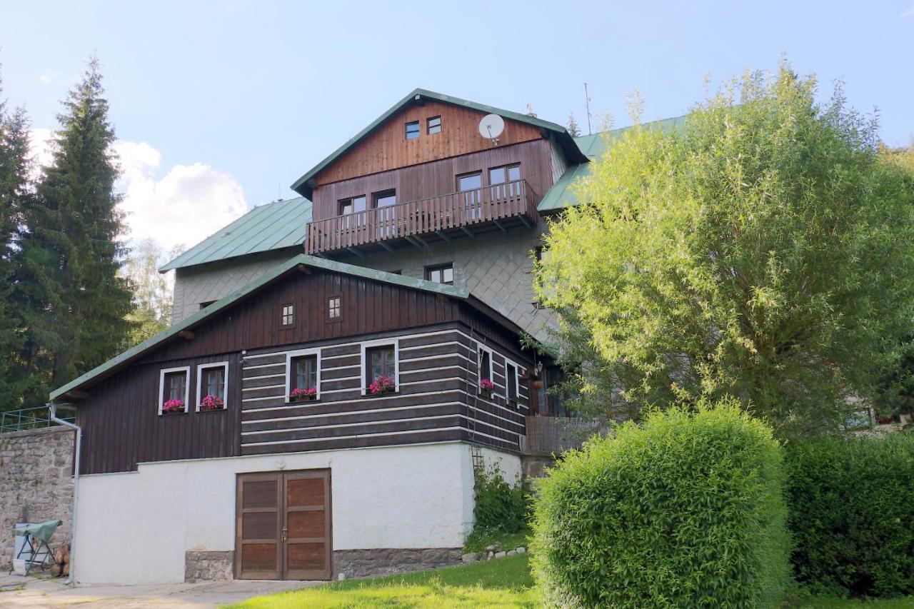 Hotel Maredis Kořenov 외부 사진