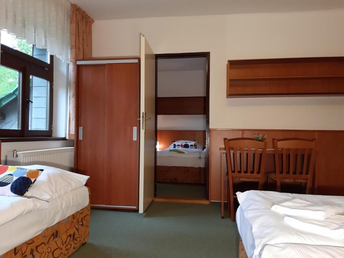 Hotel Maredis Kořenov 객실 사진