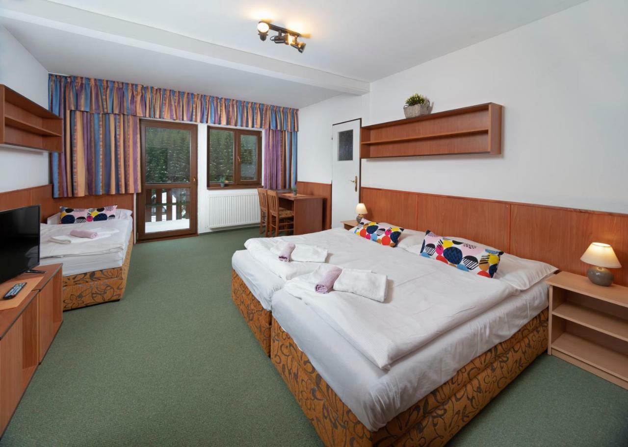 Hotel Maredis Kořenov 외부 사진
